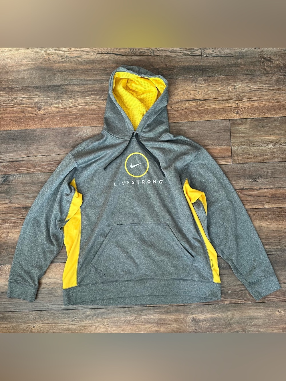 Nike Live Strong Therma-Fit Men’s pullover hoodie XXL